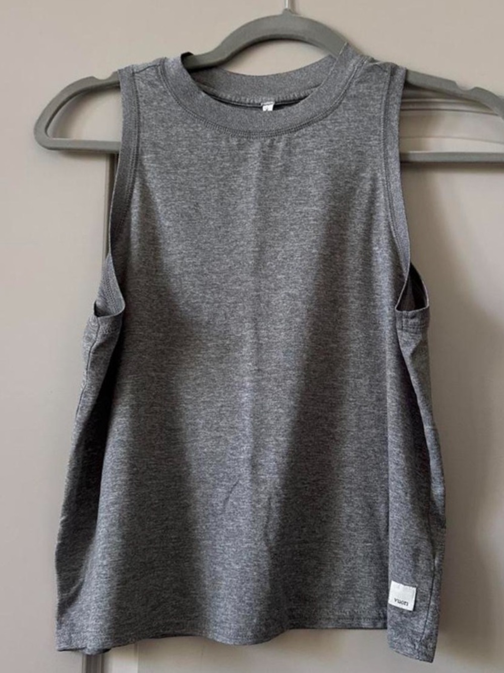 Vuori Classic Sleeveless Tank Top - Gray